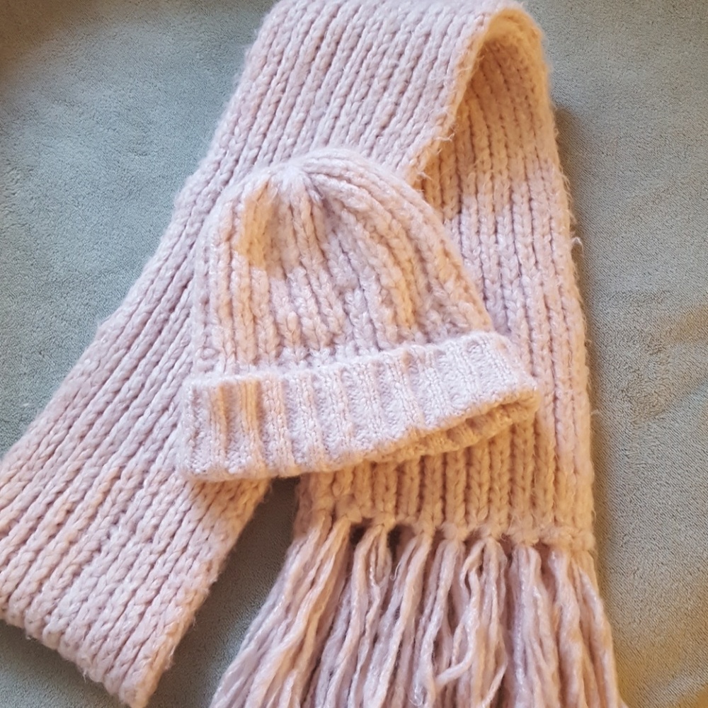 Knit matching hat and scarf, super soft!